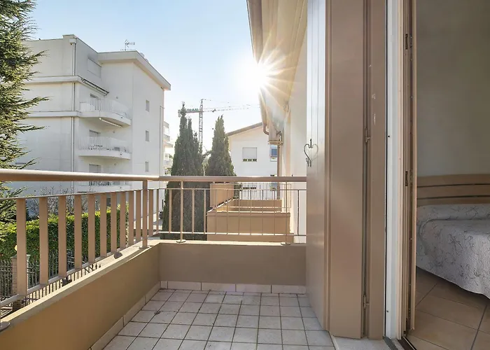 Valentina - Primo Piano * Lido di Jesolo