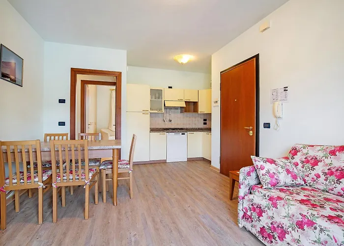 Valentina - Primo Piano * Lido di Jesolo